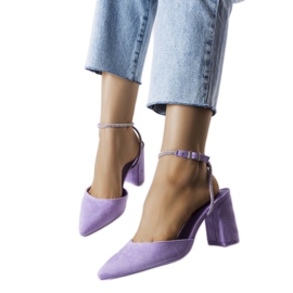 Lila Pumps von Stella violett
