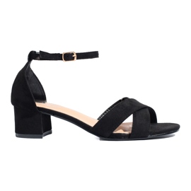 Schwarze Wildleder-Sandalen mit niedrigem Absatz von Shelovet