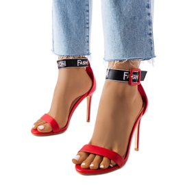 Freimaurerrote High-Heel-Sandalen