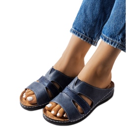 Blaue leichte Keilpantoffeln von Oliwia