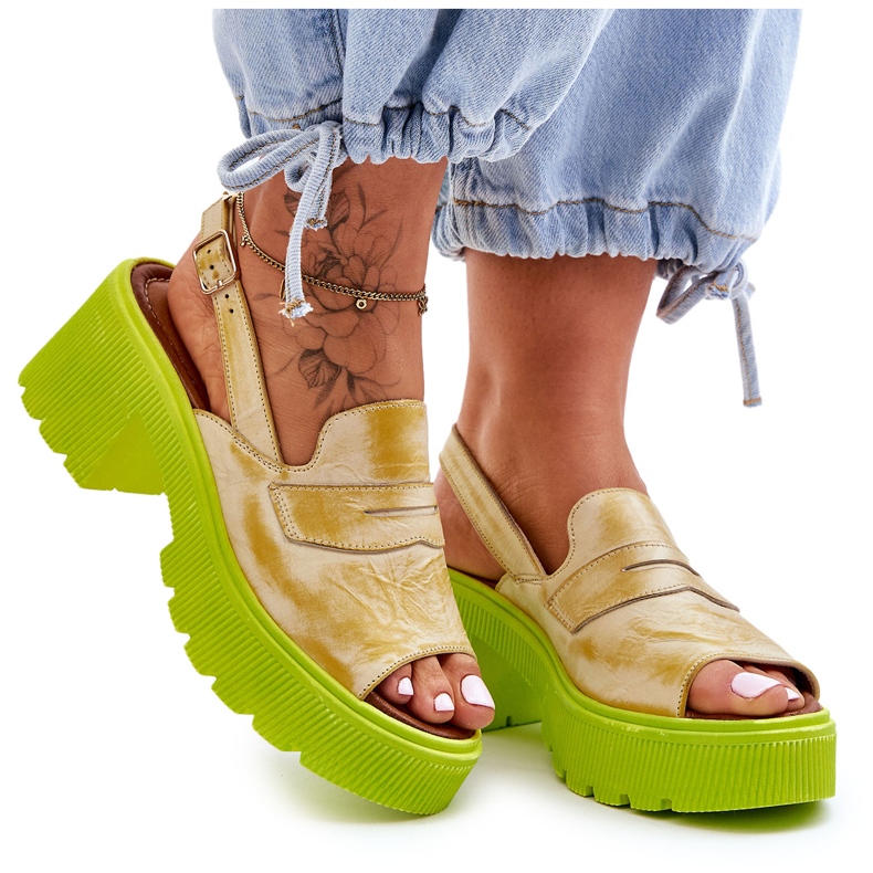 Ledersandalen mit Absatz und Plateau Maciejka 06039-07 Gelb