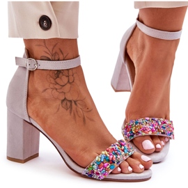 Modische High Heels Sandalen mit Ziersteinen Grau Love Me