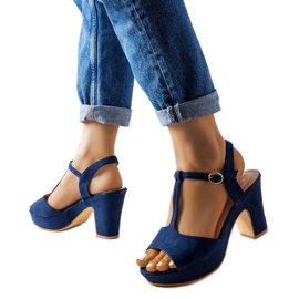 Inna Marineblaue Tearlach-Blocksandalen