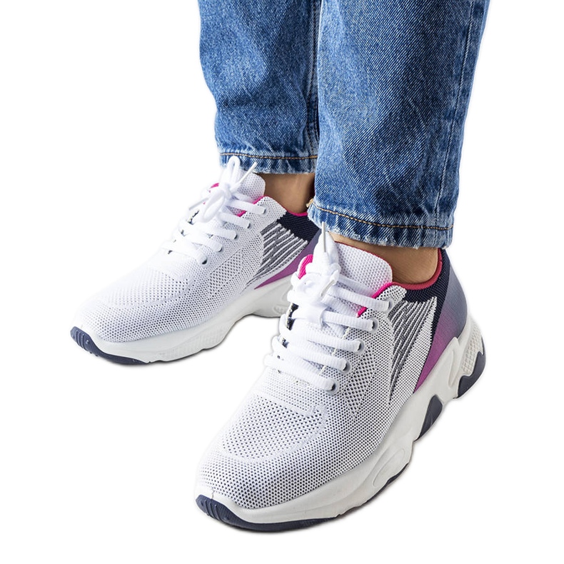 Weiße und marineblaue Sport-Sneaker von Galatee