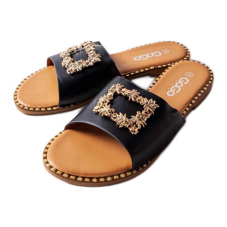 Miriams schwarze verzierte Flip-Flops