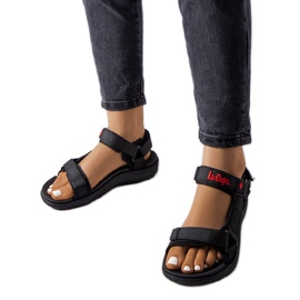 Schwarze Klettsandalen von Lee Cooper LCW-23-34-0961L