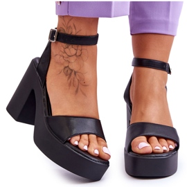 FS1 Modische Sandalen auf massiven schwarzen Karmine-Absätzen