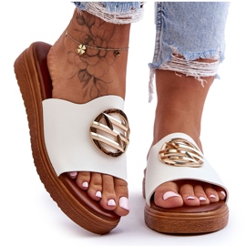 Damensandalen mit weißer Secrets-Dekoration