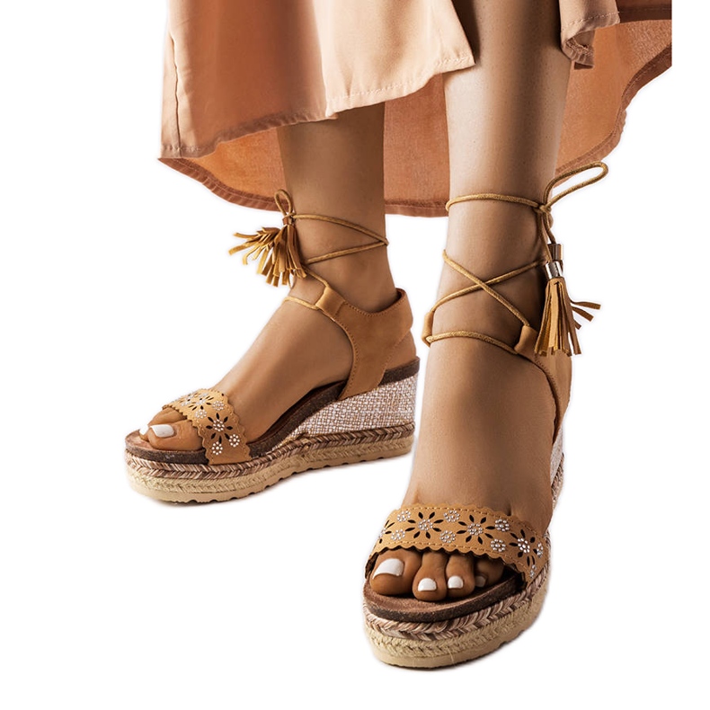 Tahoe-Karamell-Espadrilles mit Keilabsatz beige