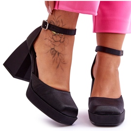 Modische Pumps auf massiven Absätzen Black Sandia schwarz