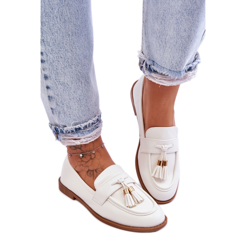 Klassische weiße Camis aus Leder mit Fransen