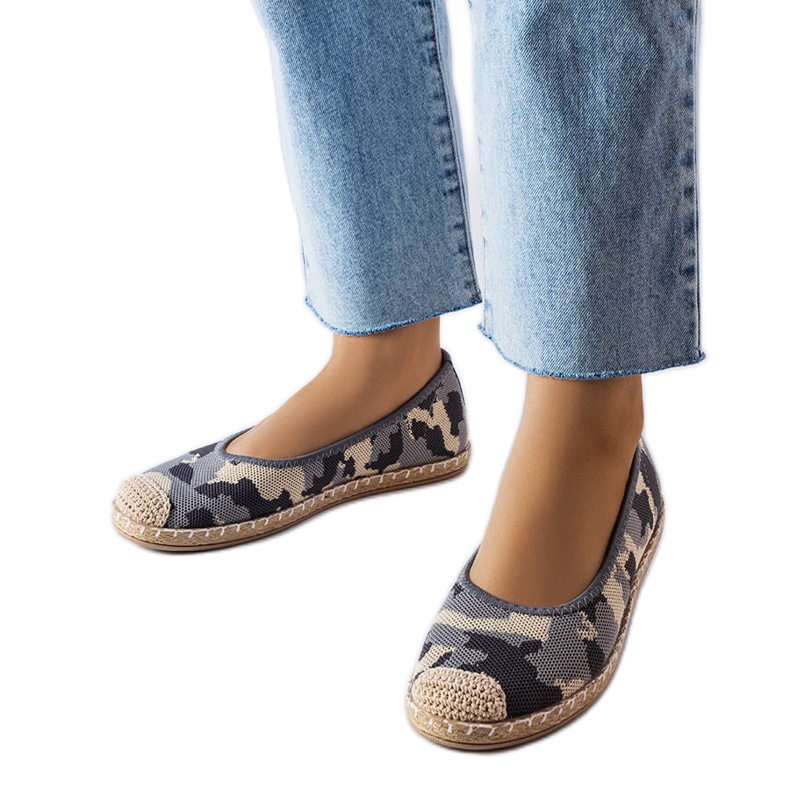 Graue Slip-on-Espadrilles von Benedum