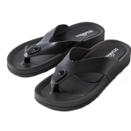 Inna Schwarze Plateausandalen von Elide