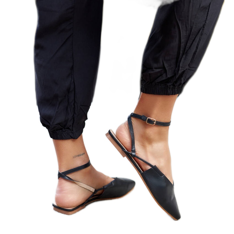 Schwarze Ballerinas von Lazzaro