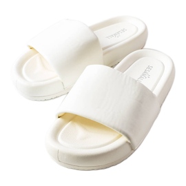 Weiße Plateau-Hausschuhe von Franco