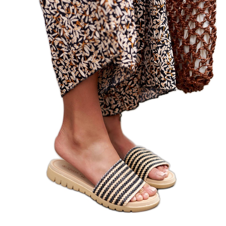 Schwarze, gewebte Capovalle-Pantoletten