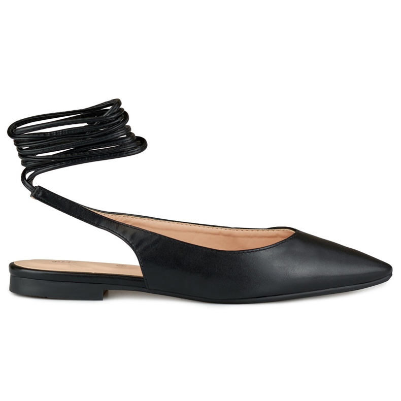 Schwarz gebundene Ballerinas