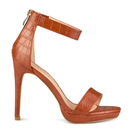 Karamellfarbene Damensandalen mit hohem Absatz braun