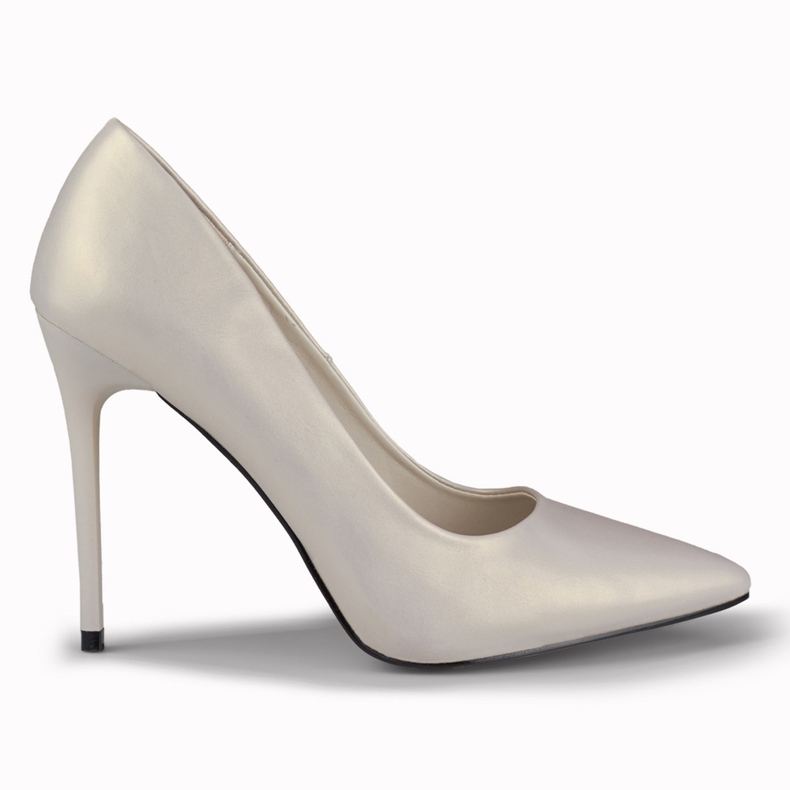 Mattsilberne High Heels von Fansy silber-
