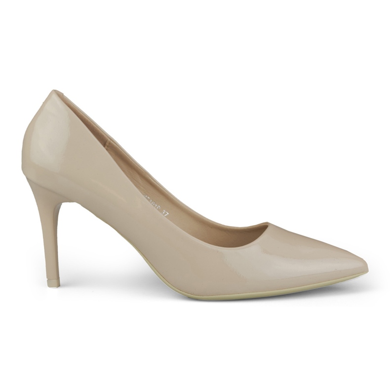 Lackierte beige Pumps mit hohen Absätzen