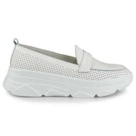 Bequeme, durchbrochene weiße Schuhe aus Naturleder