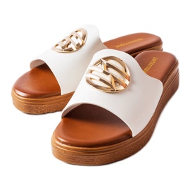 Michelle weiße Plateausandalen