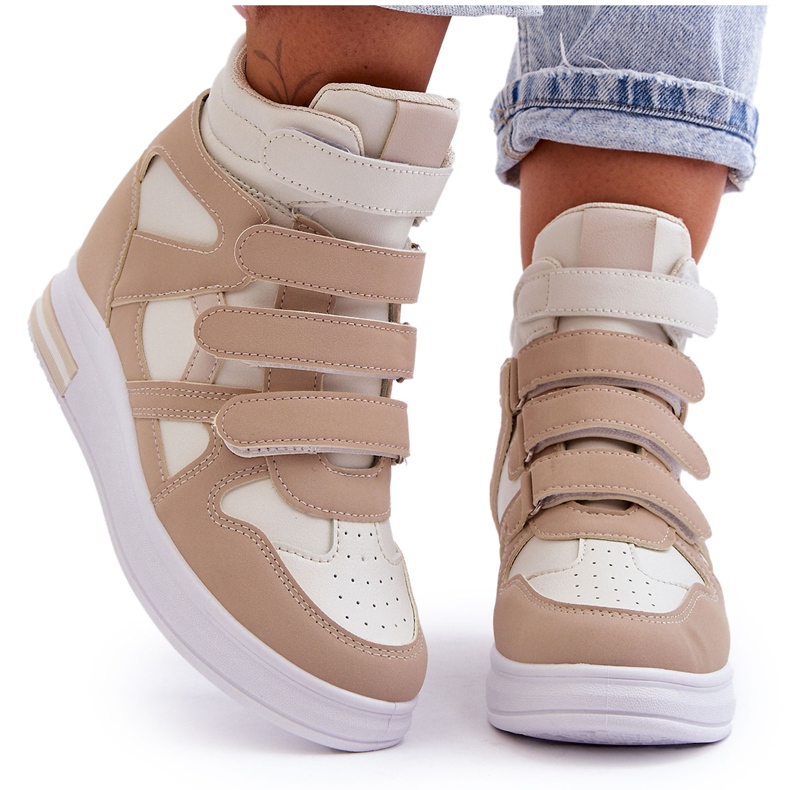 PE1 Damen-Sneaker mit verstecktem Keilabsatz in Beige von Inari
