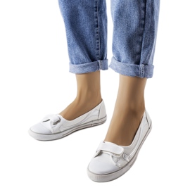 Inna Weiße Textil-Sneaker von Winifred 8826 White rot