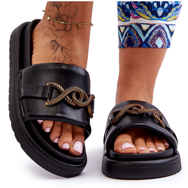 Damen-Sandalen mit Verzierung, Rückseite schwarz