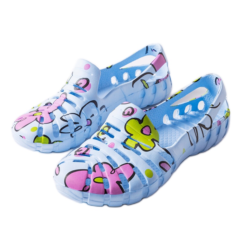 Blaue Gummi-Slider mit Finley-Muster