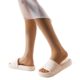 Beigefarbene Freizeitpantoffeln von Skillen