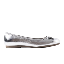 Silberlackierte Ballerinas von Fedro silber-