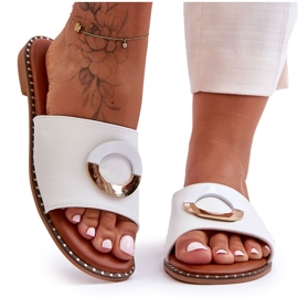 Damensandalen mit weißer Sherry-Dekoration