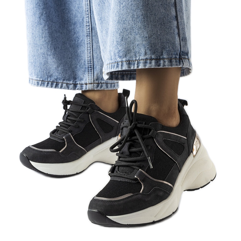 Schwarze Keilsneaker von Echeverri