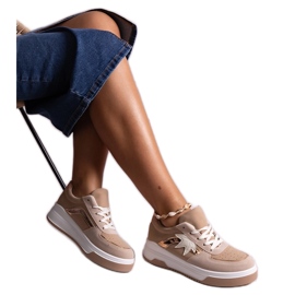 Beigefarbene Sneakers mit Spiegeleinsatz von Kollins