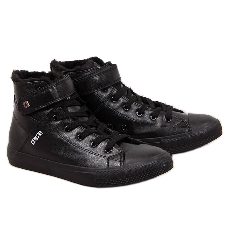 Isolierte schwarze Herren-Sneaker Big Star Y174020F