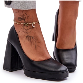 Pumps auf massiven Absätzen Schwarz Rosalia