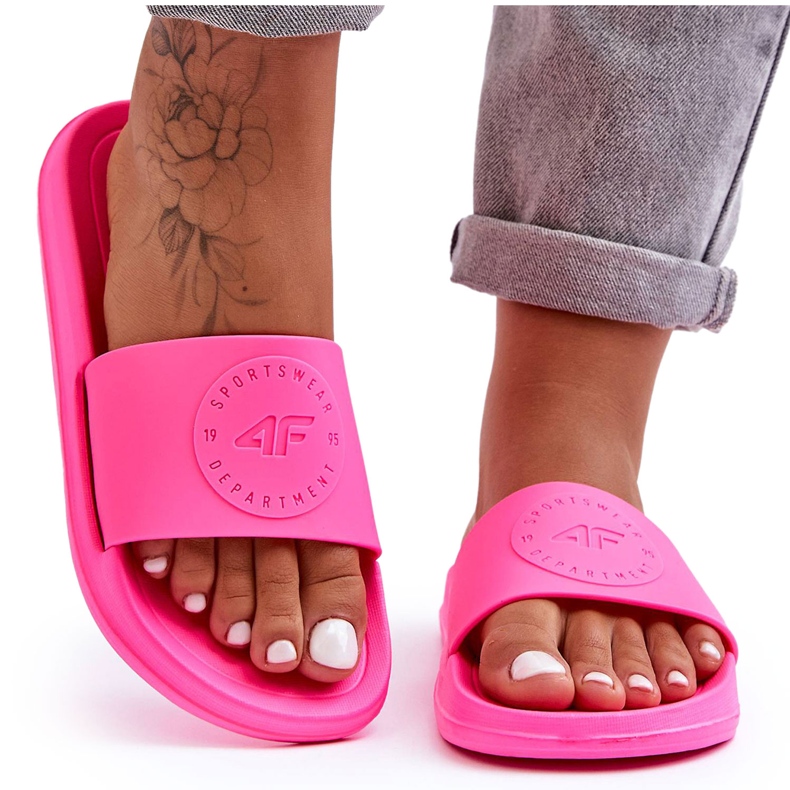 Sporthausschuhe für Damen 4F 4FSS23FFLIF069-53S Fuchsia rosa