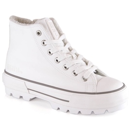 Sneakers isoliert auf der Plattform weiß Big Star MM274037