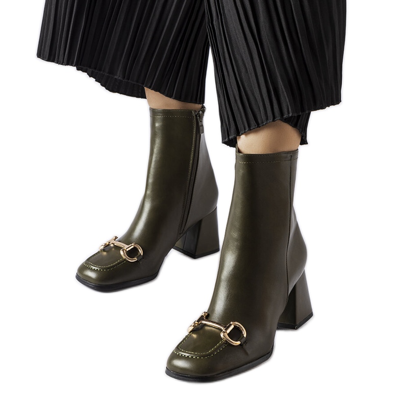 Grüne Stiefeletten von Castione