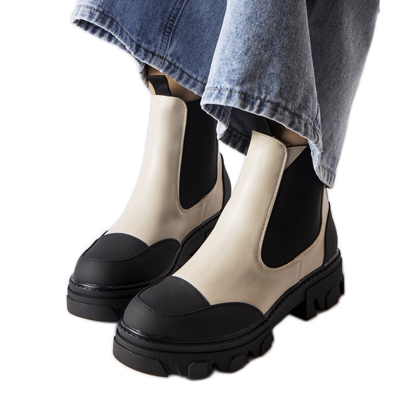 Beige-schwarze Slip-On-Stiefel von Sibyla