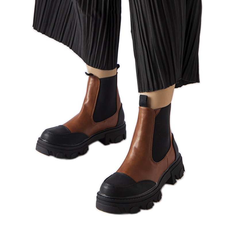 Braune Slip-On-Stiefel von Sibyla