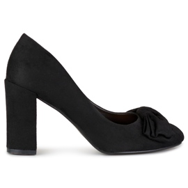 Pumps aus Wildleder mit Verzierung schwarz