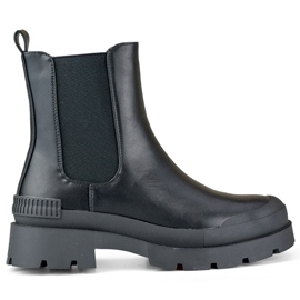 Schwarze Damenstiefel mit schwarzer Sohle