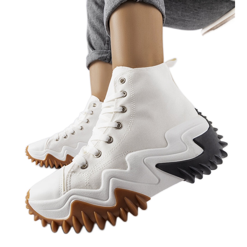 Weiße Sport-Sneaker mit dicker Sohle von Toro