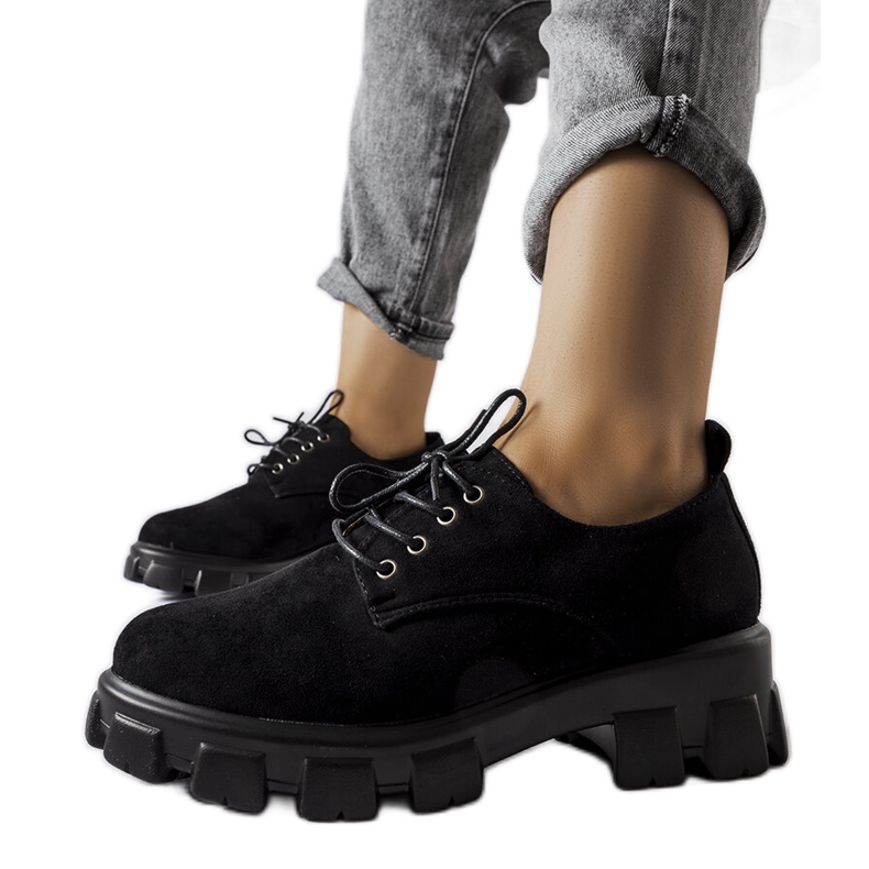 Schwarze flache Schuhe von Cloutier