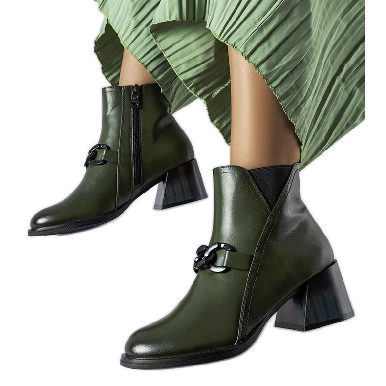 Grüne elegante Stiefeletten von Vinceza