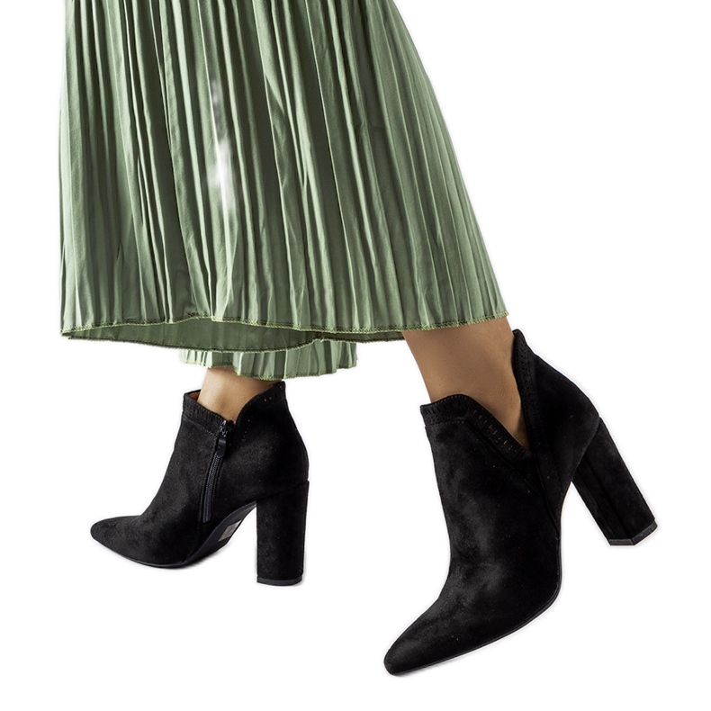 Schwarze Cammoro-Stiefeletten aus Wildleder