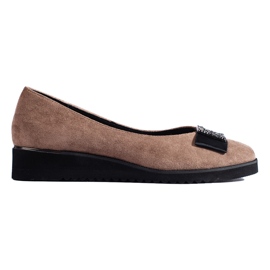 Dunkelbeige Wildlederpumps mit niedrigem Keilabsatz von Shelovet