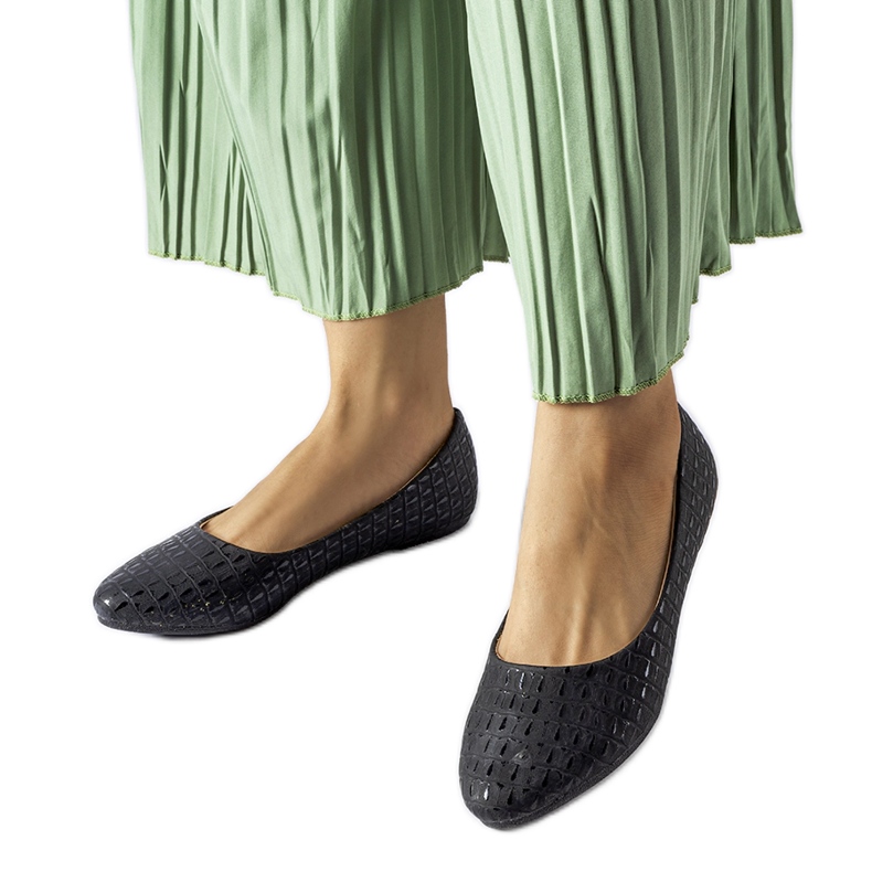 Schwarze Ballerinas mit Natalino-Prägung